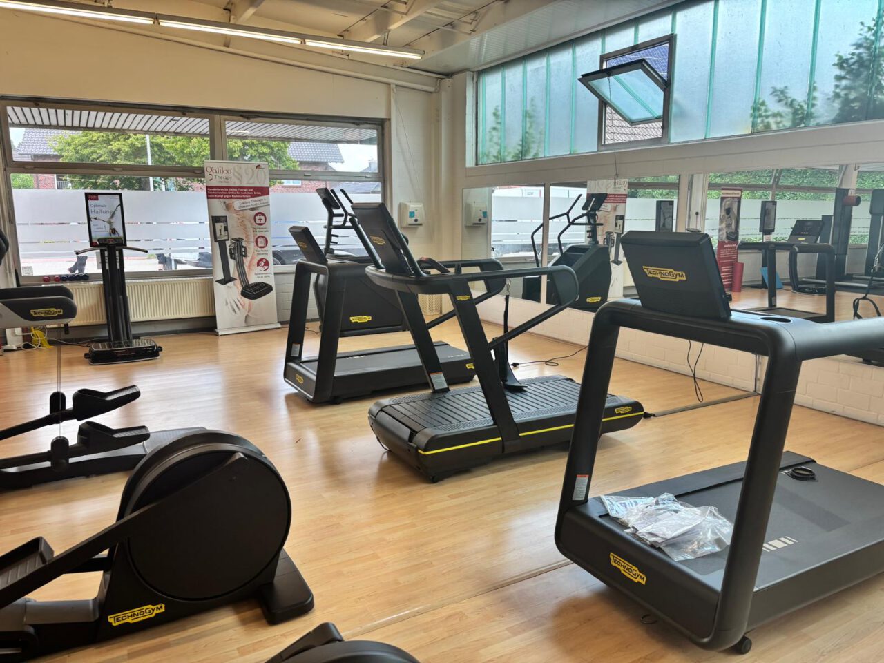 WhatsApp Image 2025-08-12 at 12.41.24 WhatsApp Image 2025-08-12 at 12.41.24